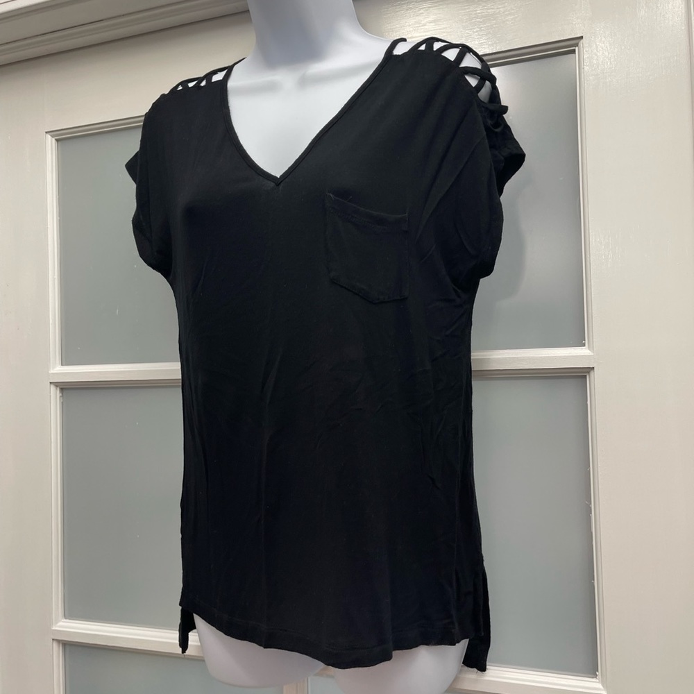 Moral Fiber shoulder detail top